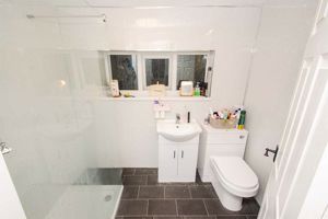 Photo 16- click for photo gallery